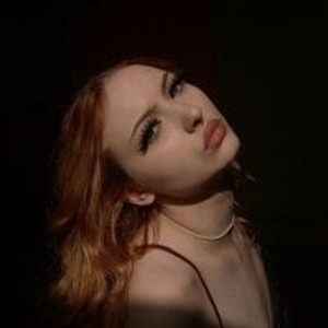 EmilyBeling webcam profile
