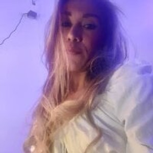 sleekcams.com Caro_sexxx livesex profile in erotic cams