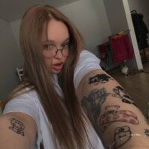 girlsupnorth.com socassie livesex profile in masturbation cams