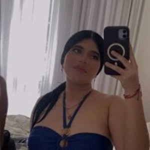 girlsupnorth.com Ivy_Swang livesex profile in bigclit cams