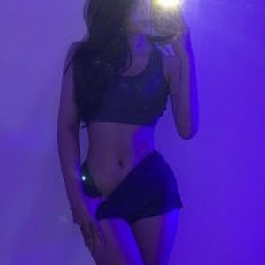 girlsupnorth.com Sunny_Spa livesex profile in big clit cams