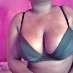 lesbianlivesexcams.com smile_pussy livesex profile in lesbian cams