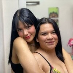 livesexr.com AliceandRosalie livesex profile in lesbian cams