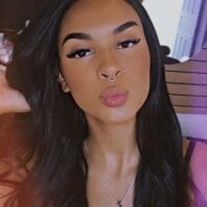 girlsupnorth.com sliperygloss livesex profile in masturbation cams