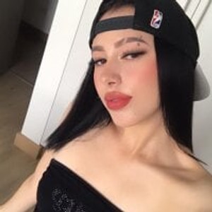 girlsupnorth.com Nina_Bonnet livesex profile in hipster cams