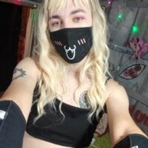 pornos.live SunnyNiniw livesex profile in trans cams