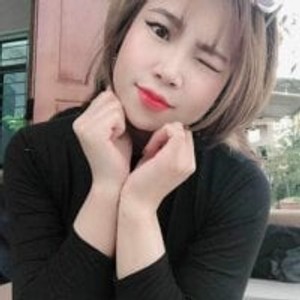 girlsupnorth.com Lin_Lois livesex profile in Swingers cams