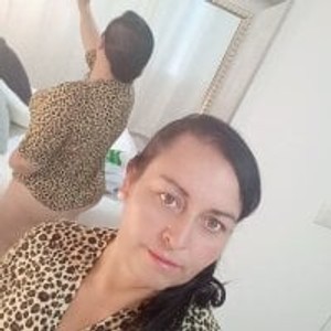 sleekcams.com katarina_roberts livesex profile in massage cams