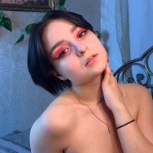 gonewildcams.com ElgaCheesman livesex profile in goth cams