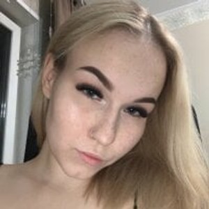 elivecams.com EllaGarrison livesex profile in teen cams