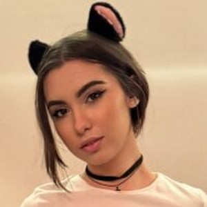 sleekcams.com Evelyn_dober livesex profile in teen cams