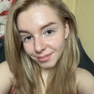 elivecams.com KitsuneKiss livesex profile in teen cams