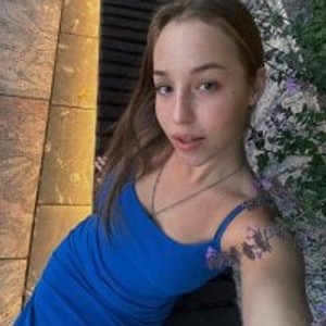 pornos.live Tiffany_June livesex profile in vr cams