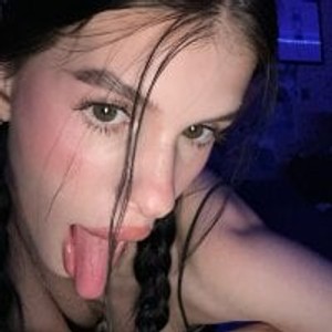 sexcityguide.com Nightlove_Princess livesex profile in spanish cams