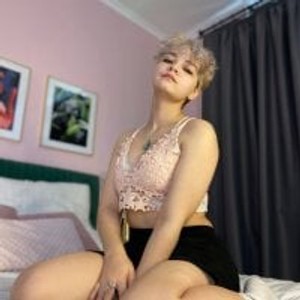 onaircams.com FionaMariss livesex profile in ahegao cams