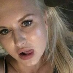 blondy_b profile pic from Stripchat