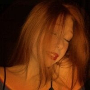 gonewildcams.com LindaMill livesex profile in goth cams