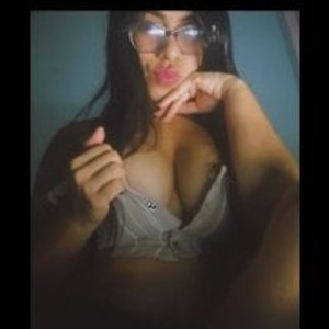 coupleslivesex.com Girls_peehot02 livesex profile in masturbation cams