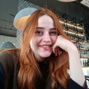 girlsupnorth.com Moxy_Foxy livesex profile in redhead cams