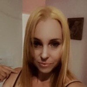yuna_lesca webcam profile - Australian