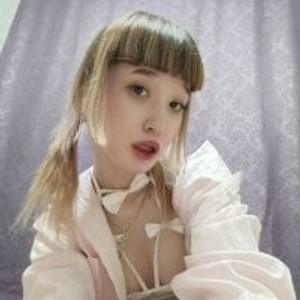 sexcityguide.com Vivien_Moon livesex profile in public cams