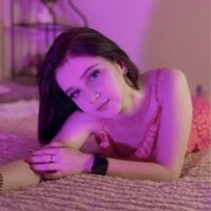 livesexr.com EmiliaHolm livesex profile in real cams