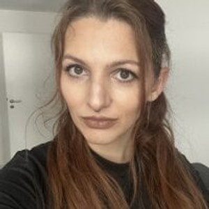 Queen-Rimi webcam profile - German