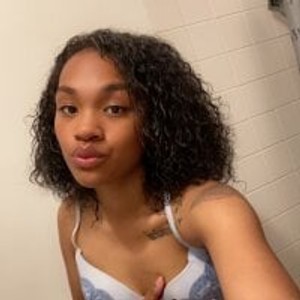 watchgirlcam.com blasian75 livesex profile in public cams