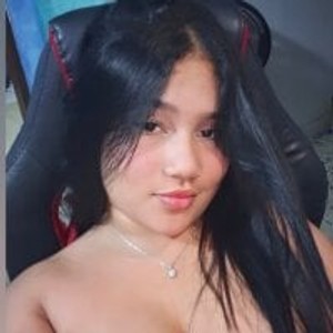 girlsupnorth.com tiara_122 livesex profile in lesbian cams