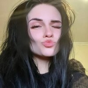 elivecams.com Moonlightt19 livesex profile in kissing cams