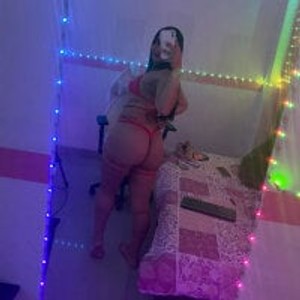 girlsupnorth.com Isabellaa-LS livesex profile in bigclit cams