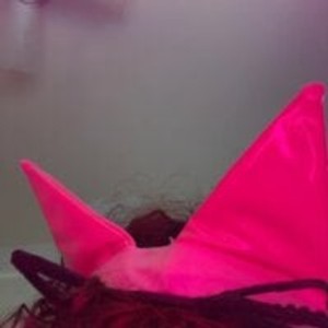stripchat camslxt webcam profile pic via pornos.live
