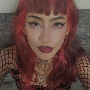 netcams24.com Triishaa_ livesex profile in goth cams