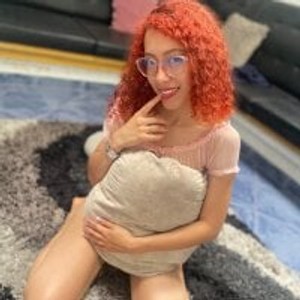 livesexr.com AnnieRousey_ livesex profile in bigclit cams