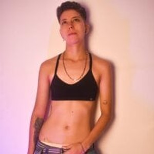 livesex.fan Emma_Nicole livesex profile in muscle cams