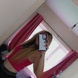 livesexr.com irishgalxx livesex profile in blonde cams