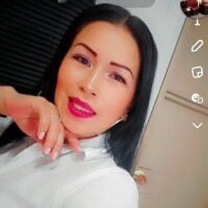 livesexr.com mia_cathalinaa livesex profile in bigclit cams