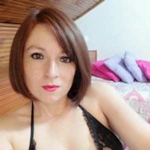 sleekcams.com Lovely_Lucia livesex profile in mature cams
