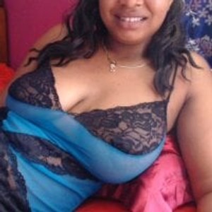 sexcityguide.com MsAmour livesex profile in smile cams