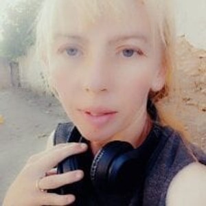 Liya_Winter webcam profile - Ukrainian