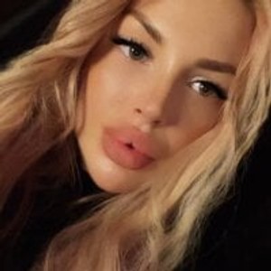 MilanaOmg webcam profile - Russian