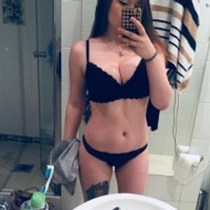 onaircams.com VitalinaBaby livesex profile in masturbation cams