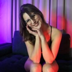 livesex.fan JaneGraceful livesex profile in small tits cams