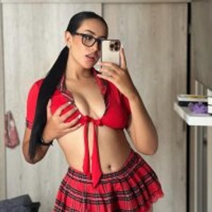 stripchat amara_cruz Live Webcam Featured On iluvcams.com