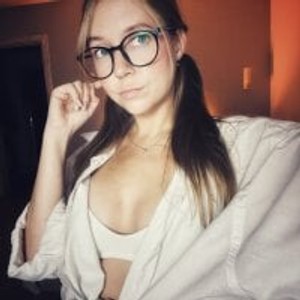 Sylvia_Duff webcam profile - Russian
