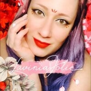 LaviniaJolie webcam profile - German