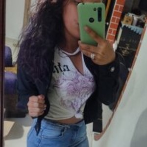 livesex.fan AdyRomero livesex profile in fingering cams