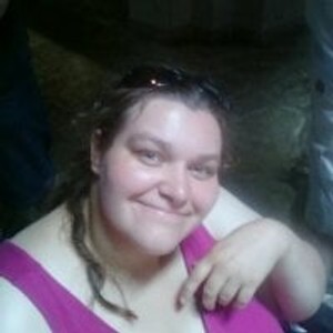 SallyJonez webcam profile - American