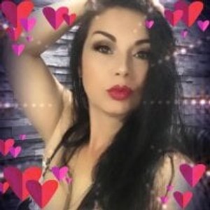 stripchat Cruela_deviil Live Webcam Featured On girlsupnorth.com