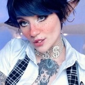 sexcityguide.com Hella_Hell livesex profile in spank cams